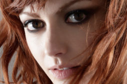 Annalisa Scarrone: il video ufficiale di Sento solo il presente