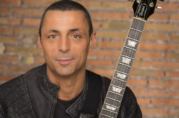 Intervista ad Alex Britti: “In questi anni come artista non sono cambiato”
