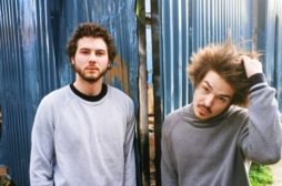 Intervista ai Milky Chance: “Ci sono voluti due anni per scrivere ‘Stolen Dance'”