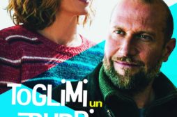 Toglimi un dubbio: il poster ufficiale del film in uscita il 21 giugno