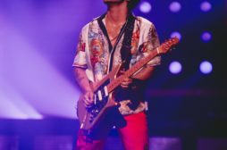 Bruno Mars domina gli Oscar della musica e porta a casa 7 Grammy