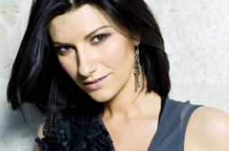 Laura Pausini in concerto: nuove date in Italia