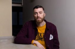 Intervista a Mecna: “Il mio disco a sorpresa per i miei fan”