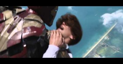Iron Man 3: I poster Mondo e una nuova adrenalinica clip in italiano!