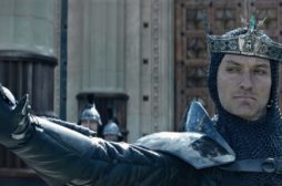 King Arthur: Il Potere della Spada – un fantasy distopico al Romics in anteprima mondiale!