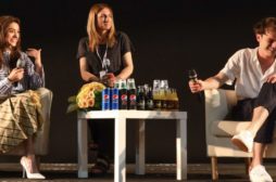 Charlie Heaton e Natalia Dyer di Stranger Things: ‘E’ cresciuta anche la storia d’amore’