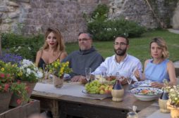 Nati 2 Volte: la sfida in commedia di una storia transgender