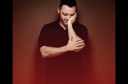 Accetto Miracoli: L’esperienza degli altri, primo album di cover e Ferro, il documentario in esclusiva su Prime Video