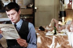 Disponibile su RaiPlay Mr. Klein di Joseph Losey, con Alain Delon