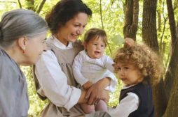 Due donne al di là della legge di Raffaele Schettino – Recensione