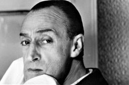 RaiPlay celebra l’anniversario della nascita del principe della risata con tantissimi film