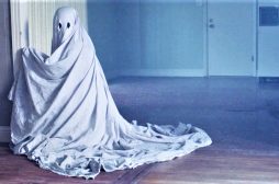 Disponibile su RaiPlay Storia di un fantasma di David Lowery, con Rooney Mara e Casey Affleck