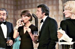 Disponibile su YouTube Il fascino discreto della borghesia, il capolavoro di Luis Buñuel