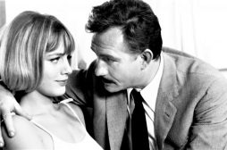 Disponibile su Youtube La voglia matta di Luciano Salce, con Ugo Tognazzi e Catherine Spaak