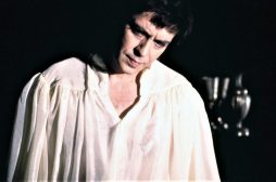 Disponibile per la prima volta su RaiPlay tutto il girato dell’Otello televisivo di Carmelo Bene